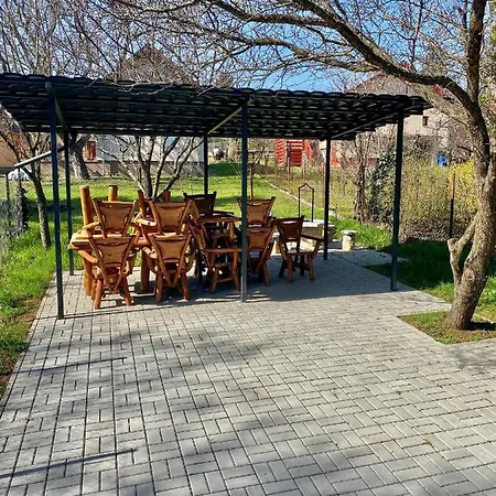 Holiday home Gombos Maganszallashely Vonyarcvashegy