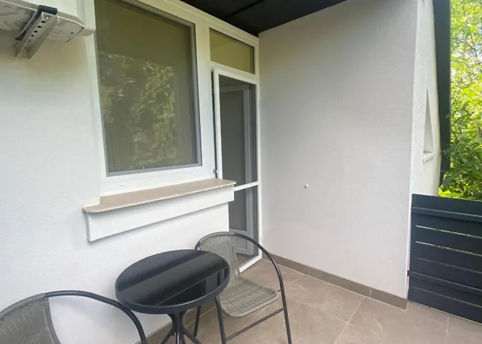 Gombos Maganszallashely Feriehus