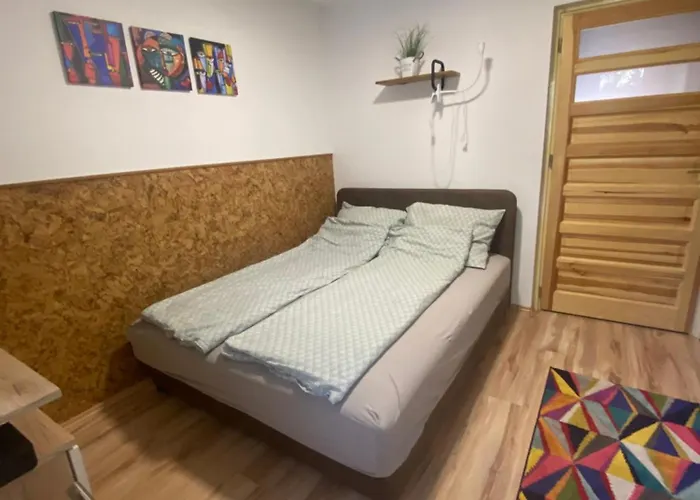 Gombos Maganszallashely Дом отдыха